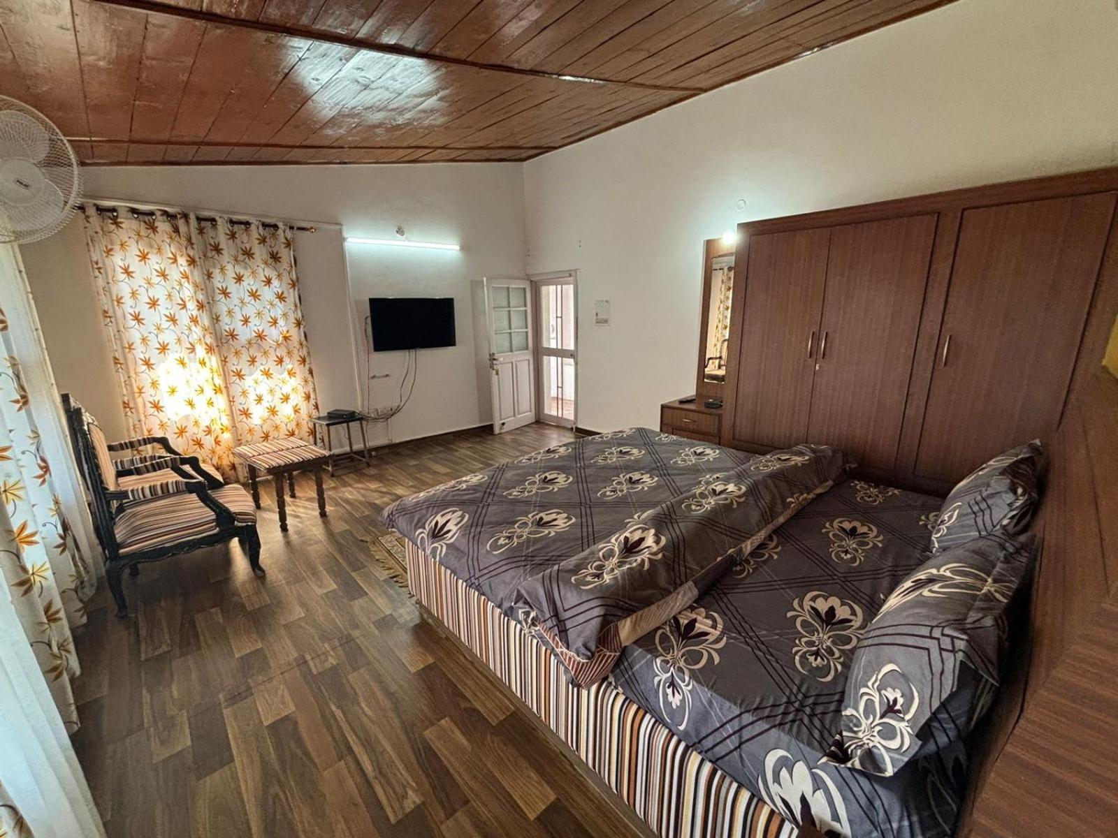 5 Bedrooms By Humble Stay Kasauli Exteriör bild