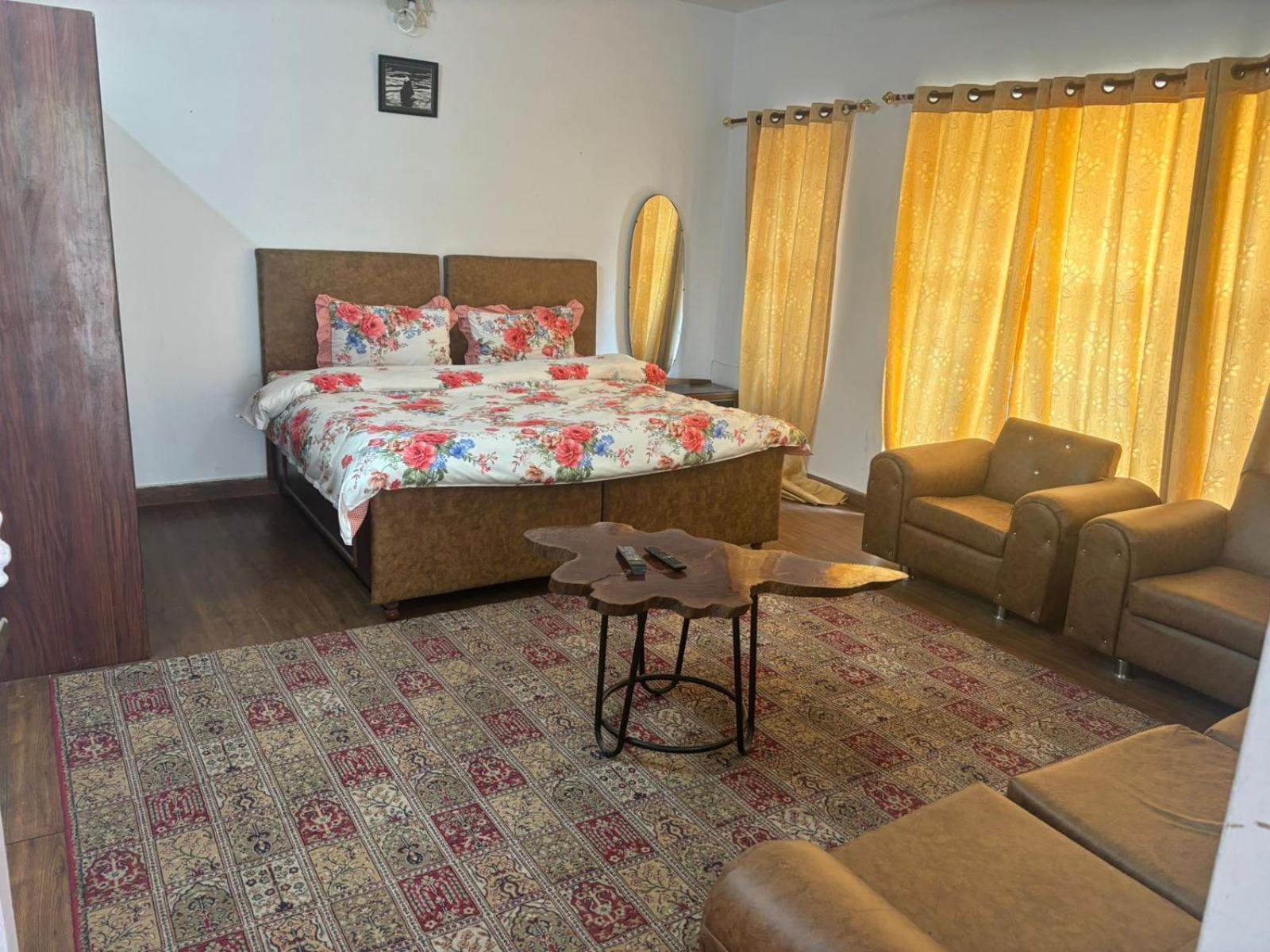 5 Bedrooms By Humble Stay Kasauli Exteriör bild