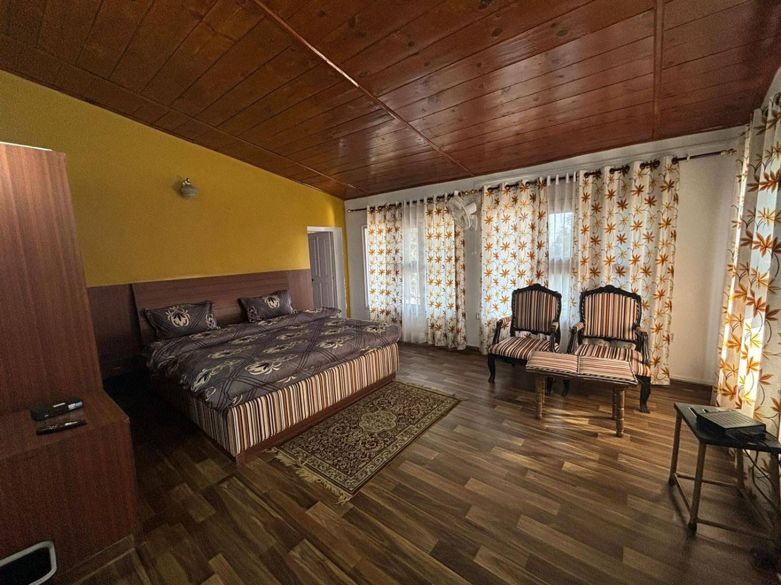 5 Bedrooms By Humble Stay Kasauli Exteriör bild